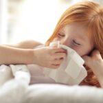 découvrez tout ce que vous devez savoir sur la grippe saisonnière : symptômes, prévention et traitements pour rester en bonne santé cette saison.