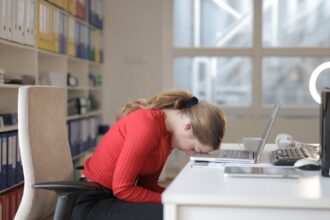 découvrez notre sélection de dispositifs pour traiter l'apnée du sommeil. améliorez la qualité de votre sommeil avec des solutions efficaces et confortables, adaptées à vos besoins. informez-vous sur les meilleures options disponibles pour retrouver des nuits paisibles.