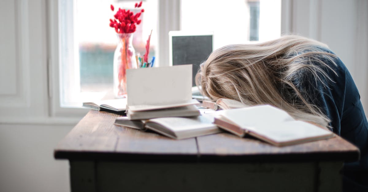 découvrez les nombreux bienfaits du sommeil pour votre santé physique et mentale. apprenez comment un sommeil réparateur peut améliorer votre humeur, renforcer votre systÚme immunitaire et augmenter votre productivité au quotidien.