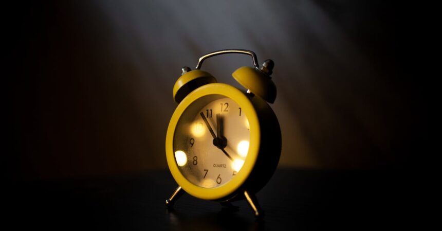 découvrez comment calculer vos heures de sommeil idéales pour améliorer votre bien-être et optimiser votre santé. apprenez l'importance d'une bonne hygiène de sommeil grâce à notre guide complet.