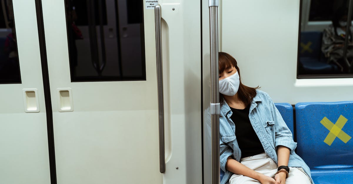 découvrez comment utiliser la méthode de 'sleep train' pour aider votre enfant à s'endormir plus facilement. des conseils pratiques et des techniques éprouvées pour instaurer une routine de sommeil apaisante et bénéfique.