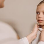 découvrez les causes, symptômes et traitements des amygdales enflées. apprenez à reconnaître cette condition courante et à soulager l'inconfort associé grâce à nos conseils et recommandations.