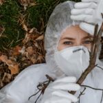 découvrez l'univers fascinant des virus, ces agents infectieux microscopiques qui jouent un rôle crucial dans l'écosystème et la santé humaine. explorez leurs mécanismes d'action, leur diversité et leur impact sur la médecine moderne.