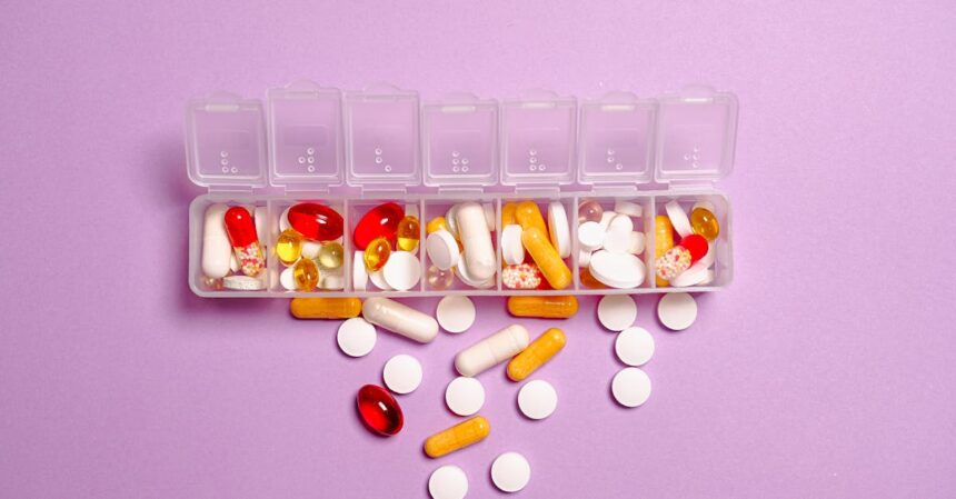 découvrez tout ce que vous devez savoir sur les vitamines : leur rôle essentiel pour votre santé, les différentes vitamines disponibles, et comment les inclure dans votre alimentation pour un bien-être optimal.