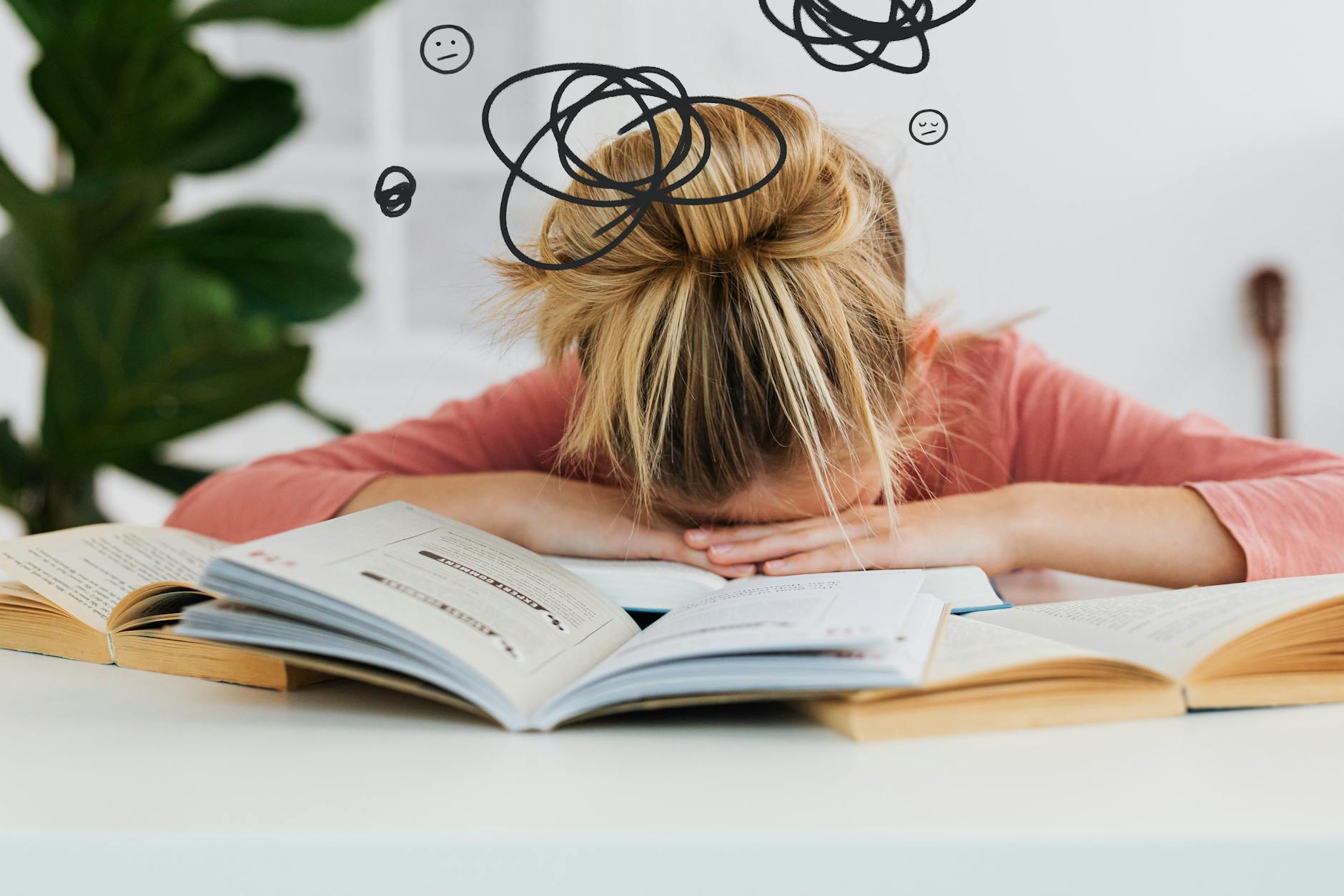 mal au ventre et à la tête et fatigue - Traitement et prévention